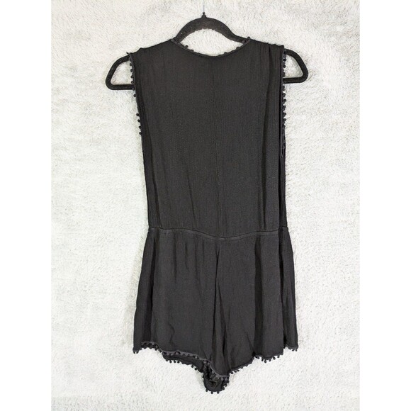 Open Front Black Gauzy Lined Romper Shorts Size Large Forever 21 - Picture 4 of 8